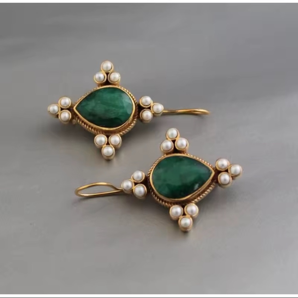 Retro Green Teardrop Earrings with Pearl Cluster Accents